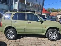 Second-hand Suzuki Grand Vitara 109 CP (80 kW) 2004 Verde SUV