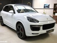 Second-hand Porsche Cayenne 440 CP (323 kW) 2015 Culoarealb SUV