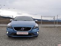 Second-hand Volvo V40 R-Design 120 CP (88 kW) 2015 Albastru Break