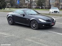 Second-hand Mercedes SLK200 Sport Edition 163 CP (119 kW) 2006 Culoarenegru Cabrio