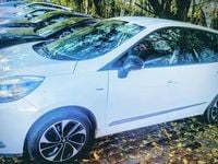 Second-hand Renault Mégane III 110 CP (80 kW) 2015 Alb Hatchback