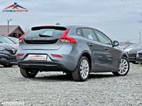 Second-hand Volvo V40 Momentum 120 CP (88 kW) 2016 Culoaregri Hatchback