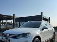 Second-hand VW Touareg 204 CP (150 kW) 2016 Culoarealb SUV