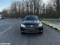 Second-hand VW Touareg 262 CP (192 kW) 2016 Culoarenegru SUV