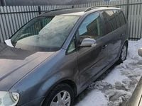 Second-hand VW Touran 105 CP (77 kW) 2006 Monovolum