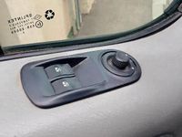 Second-hand Nissan Primastar 115 CP (84 kW) 2006 Monovolum