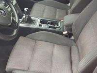 second-hand VW Passat Variant 2.0 TDI Highline 2015 · 280 000 km · 1 968 cm3 · Diesel