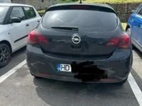 Second-hand Opel Astra 125 CP (91 kW) 2011 Hatchback