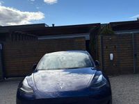Second-hand Tesla Model 3 RWD 208 kW (283 CP) 2022 Culoarealbastru Berlinǎ