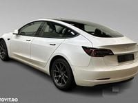 Second-hand Tesla Model 3 365 kW (497 CP) 2021 Culoarealb Berlinǎ