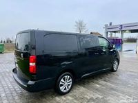 Second-hand Peugeot Expert 177 CP (130 kW) 2018 Negru Van