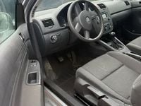 Second-hand VW Golf 90 CP (66 kW) 2005 Coupe