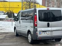 Second-hand Opel Vivaro 114 CP (83 kW) 2010 Argintiu Monovolum