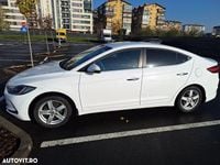 Second-hand Hyundai Elantra 128 CP (94 kW) 2017 Culoarealb Berlinǎ