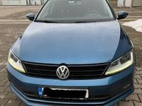 Second-hand VW Jetta Comfortline 105 CP (77 kW) 2018 Culoarealbastru Berlinǎ