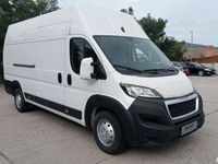 Second-hand Peugeot Boxer 165 CP (121 kW) 2023 Alb Van
