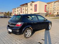 second-hand Opel Astra 1.7TDi, an 2008, AC, 110 CP, anvelope iarna noi