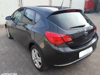 Second-hand Opel Astra Energy 130 CP (95 kW) 2014 Culoarenegru Hatchback