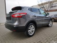 second-hand Nissan Qashqai 1.5 DCI NaviPanoramicCmrMasalierKeyLesGoStart StopDubluclimatronicParktronic !