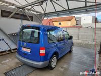 second-hand VW Caddy 7 locuri 1.9 tdi 105 cp cash rate fixe