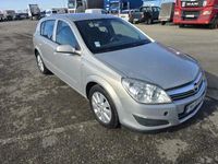 Second-hand Opel Astra 66 CP (48 kW) 2008 Auriu Hatchback