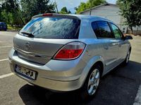 Second-hand Opel Astra 150 CP (110 kW) 2006 Gri Hatchback