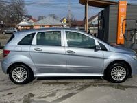 second-hand Mercedes B170 