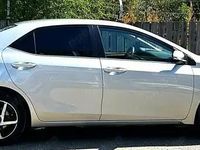 Second-hand Toyota Corolla 132 CP (97 kW) 2016 Argintiu Berlinǎ