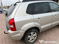 second-hand Hyundai Tucson stare foarte buna, cu volan pe dreapta