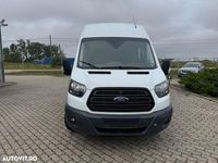 Second-hand Ford Transit Trend 130 CP (95 kW) 2019 Culoarealb Monovolum