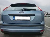 Second-hand Ford Focus 100 CP (73 kW) 2005 Albastru Hatchback
