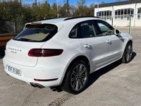 Second-hand Porsche Macan 258 CP (189 kW) 2015 Culoarealb SUV