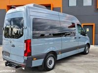 Second-hand Mercedes Sprinter 190 CP (139 kW) 2023 Culoarealbastru Van