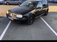 Second-hand VW Golf IV 101 CP (74 kW) 2003 Negru Hatchback