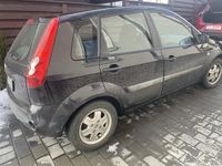 Second-hand Ford Fiesta 75 CP (55 kW) 2005 Negru Hatchback