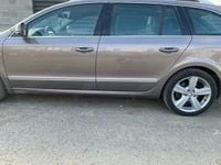 Second-hand Skoda Superb 170 CP (125 kW) 2012 Break