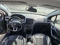 Second-hand Peugeot 2008 100 CP (73 kW) 2017 SUV