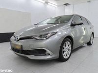 Second-hand Toyota Auris Hybrid 136 CP (100 kW) 2018 Culoaregri Break