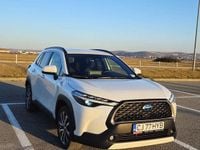 Second-hand Toyota Corolla Cross Active 197 CP (144 kW) 2022 Culoarealb SUV