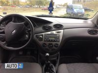 Second-hand Ford Focus 101 CP (74 kW) 2002 Gri metalizat Berlinǎ