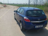 Second-hand Opel Astra 105 CP (77 kW) 2004 Albastru Hatchback