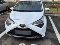 Second-hand Toyota Aygo 72 CP (52 kW) 2022 Culoarealb