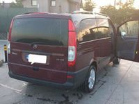 Second-hand Mercedes Vito 116 CP (85 kW) 2010 Rosu Van