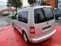 Second-hand VW Caddy 75 CP (55 kW) 2013 Argintiu Monovolum