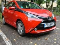 Second-hand Toyota Aygo 69 CP (50 kW) 2018 Rosu Hatchback