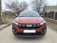 Second-hand Dacia Jogger 110 CP (80 kW) 2023 Maro Monovolum