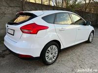 Second-hand Ford Focus Trend 120 CP (88 kW) 2017 Culoarealb Hatchback
