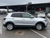 Second-hand VW T-Cross Life 110 CP (80 kW) 2023 Culoareargint SUV
