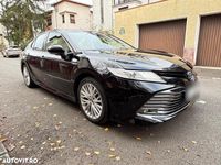 Second-hand Toyota Camry 218 CP (160 kW) 2020 Culoarenegru Berlinǎ