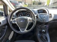 Second-hand Ford Fiesta 59 CP (43 kW) 2017 Albastru Hatchback